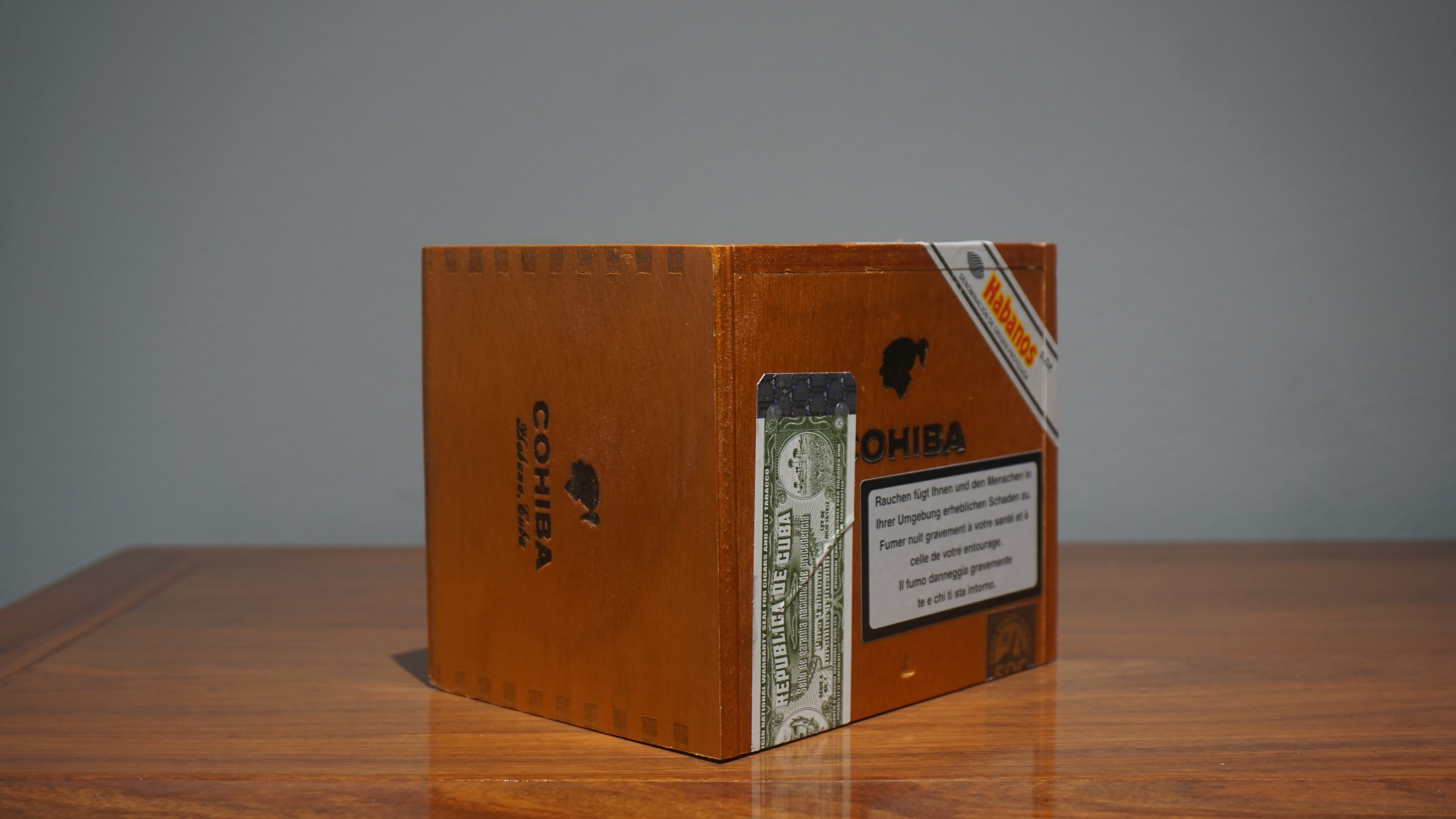 揭秘高希霸：那个被“特务”身份笼罩的古巴雪茄传奇